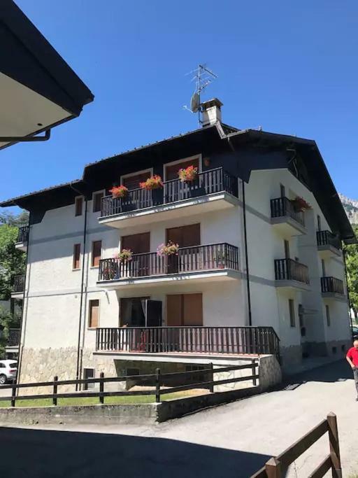 Bardonecchia Holidays Exteriör bild